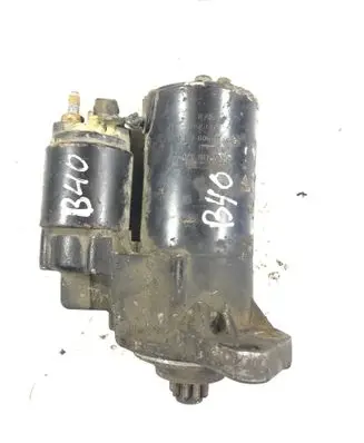 Volkswagen Golf IV Starter motor 0001121006 020911823F