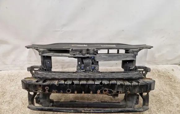 Volkswagen PASSAT B7 Radiator support slam panel