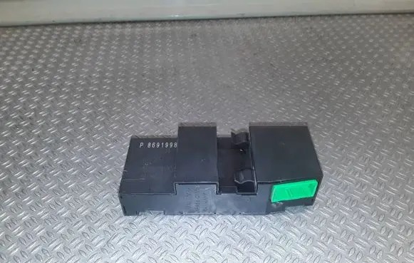 Volvo XC90 ESP (stability system) control unit 8691998 2728028A