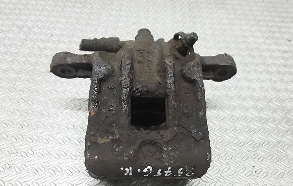 Hyundai Santa Fe Rear brake caliper