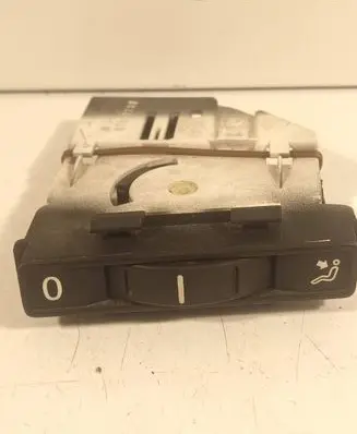 Volkswagen Touareg I Air circulation switch 7L6819765M 16820040