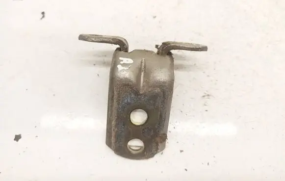 Nissan X-Trail T30 Front door upper hinge