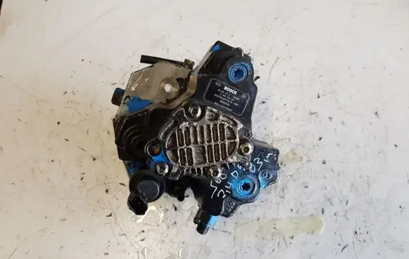 Volvo S60 Fuel injection high pressure pump 0445010043