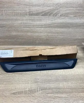 BMW X1 F48 F49 Side skirt front trim 5147263315