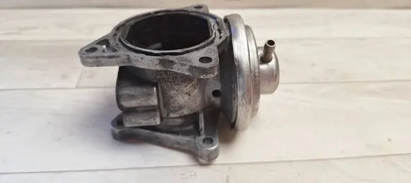 Mitsubishi Grandis EGR valve 038129637D