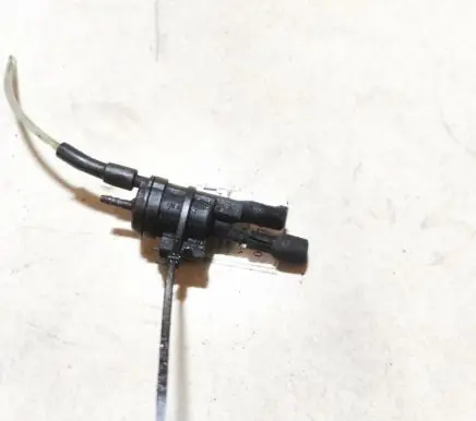 Mercedes-Benz CLK A209 C209 Turbo solenoid valve 0025401497