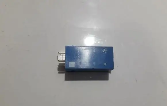 BMW 5 E39 Other relay 1383417