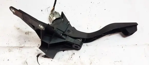 Ford Mondeo Mk III Accelerator throttle pedal 2S719F836DA