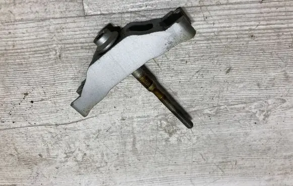 Audi A3 S3 8V Fuel Injector clamp holder 03L216