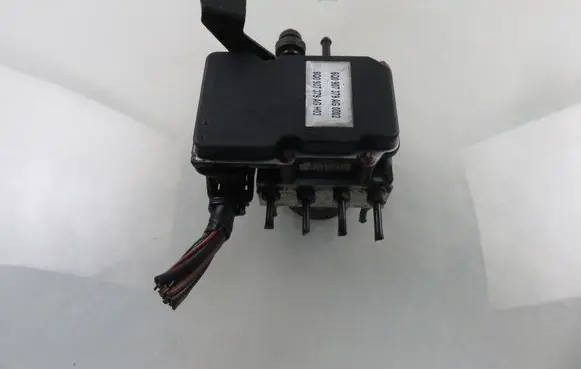 Skoda Fabia Mk1 (6Y) ABS Pump 6Q0614417P 0265800512 0265231715