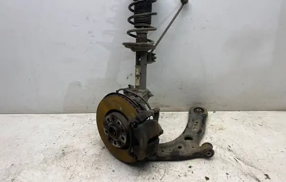 Volkswagen Golf VII Front wheel hub spindle knuckle 5Q0407258A