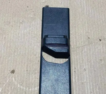 Mercedes-Benz E W124 (B) pillar trim (top) 2016920622