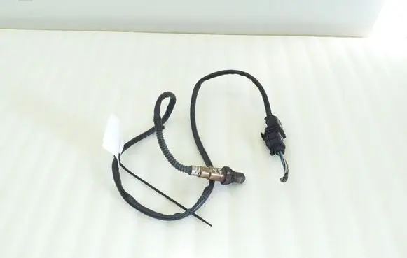 Jaguar XF X250 Lambda probe sensor 9X2Q9D375AA 0281004125