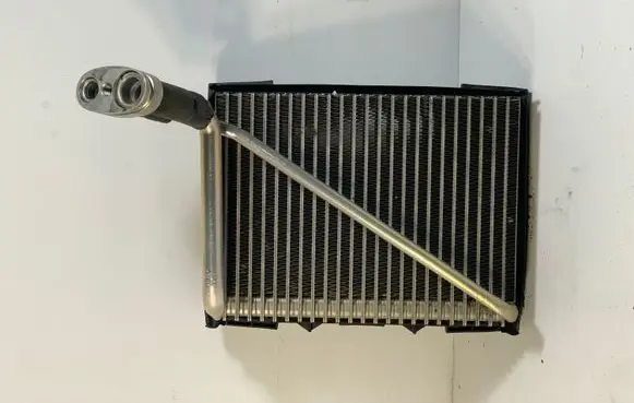 Audi A4 S4 B5 8D Heater blower radiator 8D1820103D