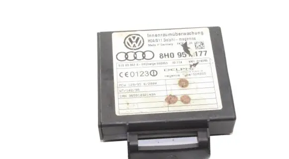 Audi A4 S4 B7 8E 8H Alarm control unit/module 8H0951177