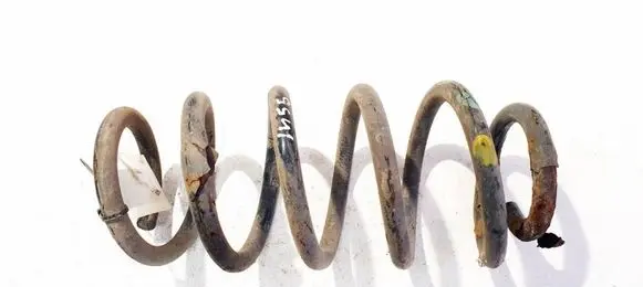 Toyota Avensis T270 Rear coil spring 