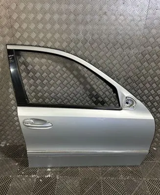 Mercedes-Benz E W211 Front door 