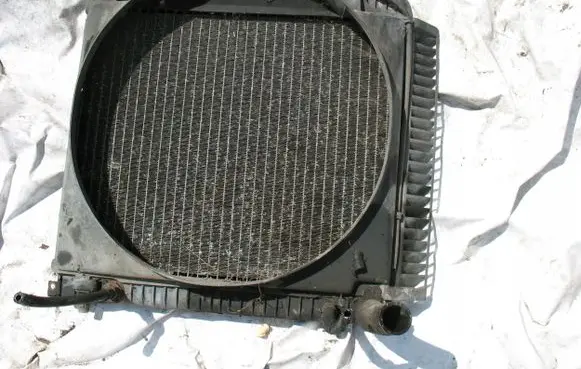 Mercedes-Benz S W126 Radiator cooling fan shroud 1265050055