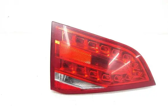 Audi A4 S4 B8 8K Tailgate rear/tail lights 8K5945093B