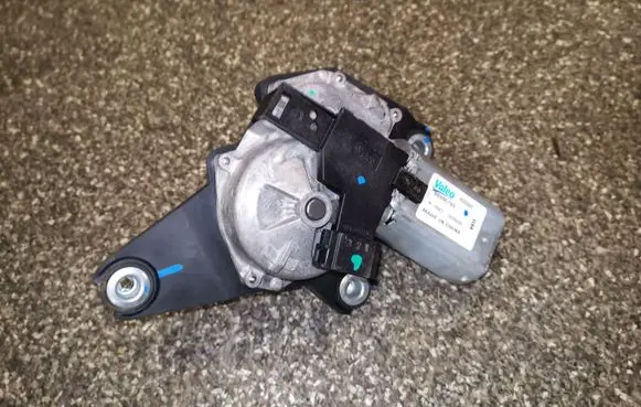 Buick Encore I Rear window wiper motor 96955193