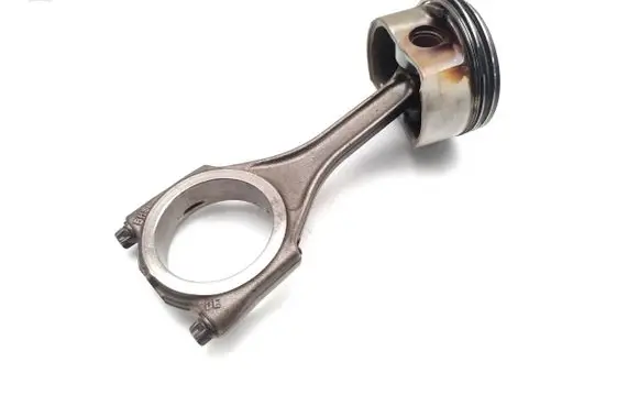 Audi A4 S4 B7 8E 8H Piston with connecting rod BBK