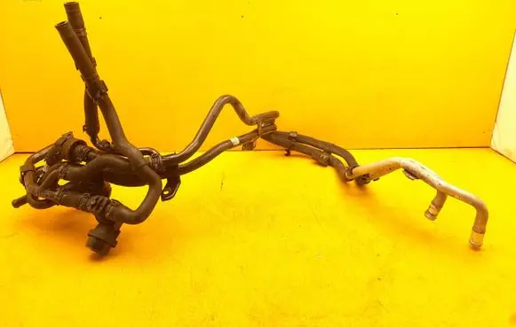 Porsche Cayenne (9PA) Engine coolant pipe/hose 7P0121070F 7P0121065G 7P0122073A