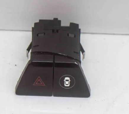 BMW 5 G30 G31 Hazard light switch 6993047 2C699304701