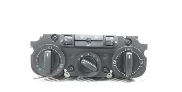 Volkswagen Tiguan Climate control unit 5M2820045A