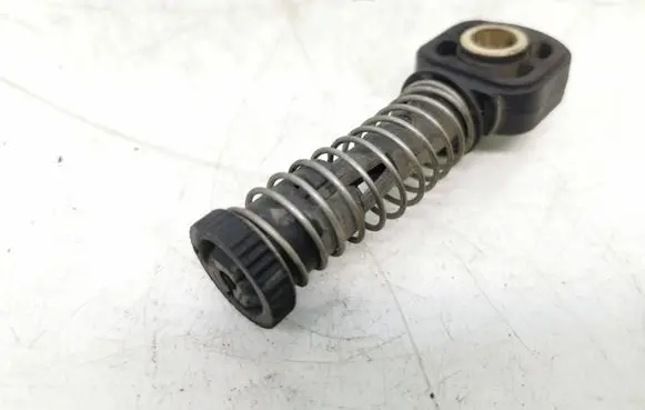 Volkswagen PASSAT B6 Gear shift rod 1J0711761B