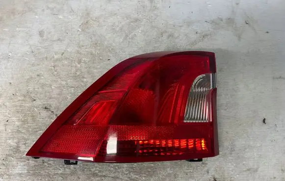 Volvo S60 Tailgate rear/tail lights 31395930