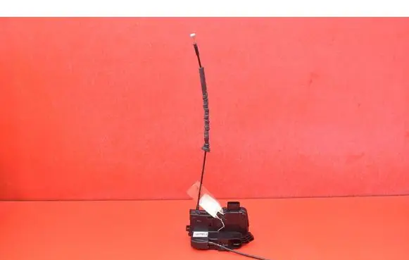 Hyundai ix20 Rear door lock 814101K000