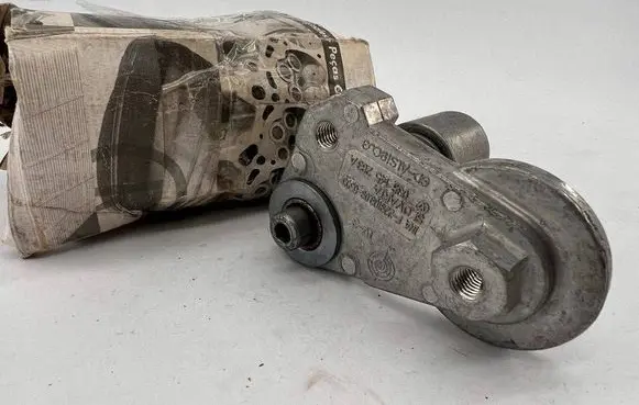 Skoda Superb B5 (3U) Generator/alternator belt tensioner 038145283A F229109090 GDALS19C03