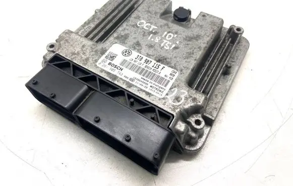 Audi A6 S6 C6 4F Engine control unit/module 3T0907115F
