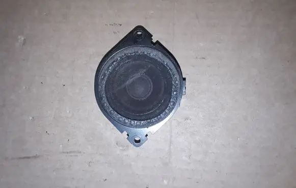 Dodge Nitro Panel speaker 05064204AB 21207J0502
