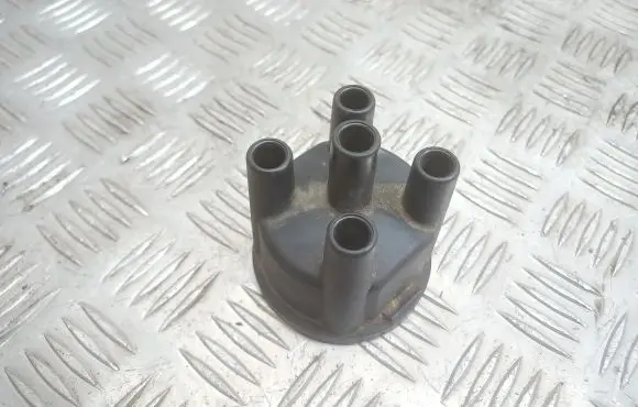 Volkswagen Golf III Spark distributor cap 