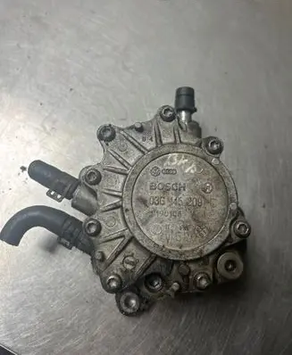 Vacuum pump