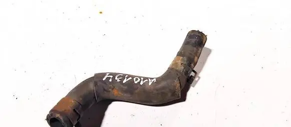 Toyota Yaris Engine coolant pipe/hose