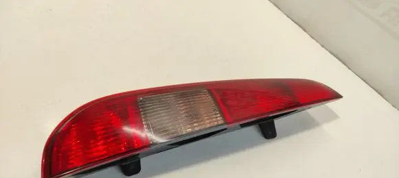 Ford Focus Rear/tail lights 4M5113N004