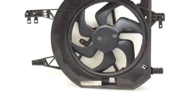 Opel Vivaro Electric radiator cooling fan 8200151874