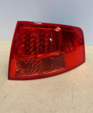 Audi A8 S8 D3 4E Rear/tail lights 4E0945096C 396002