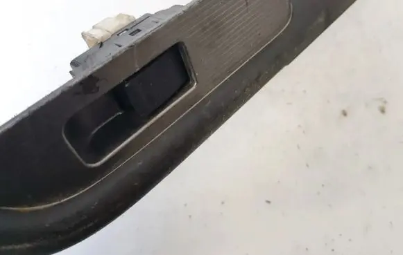 Nissan X-Trail T30 Electric window control switch