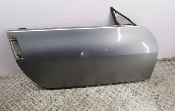 Nissan 350Z Door (2 Door Coupe) 
