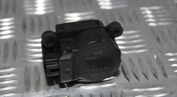 Renault Master II Air flap motor/actuator H1961 EAD511