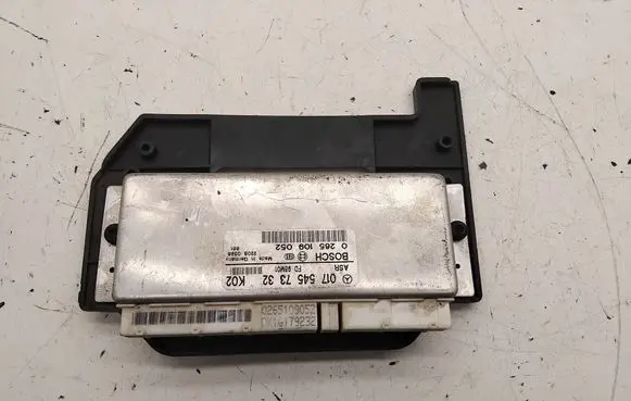 Mercedes-Benz E W210 ABS control unit/module 0175457332