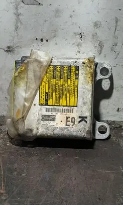 Toyota Prius (XW20) Airbag control unit/module 8917047390