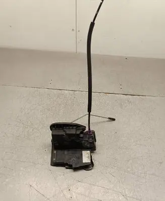 Opel Insignia B Rear door lock 915C3039076 D138200
