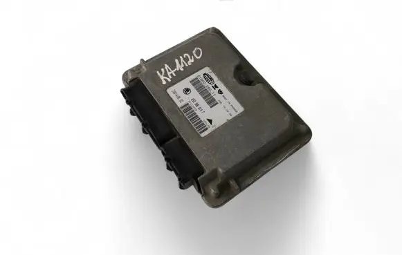 Skoda Octavia Mk1 (1U) Engine control unit/module ECU 032906014F