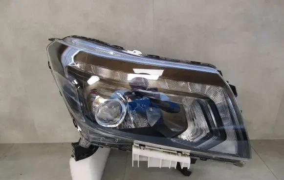 Nissan Navara D23 Headlight/headlamp NAVARAIVD23NP300