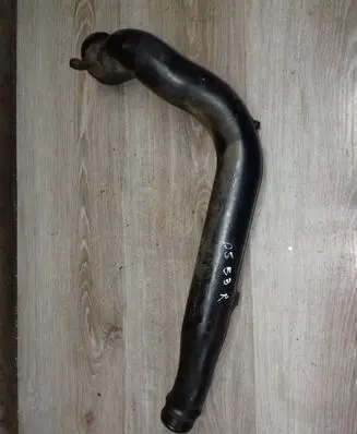Volvo XC70 Intercooler hose/pipe 8624887