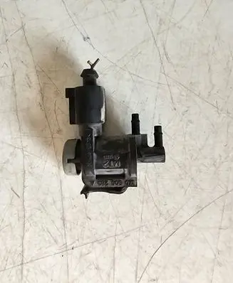 Vacuum valve